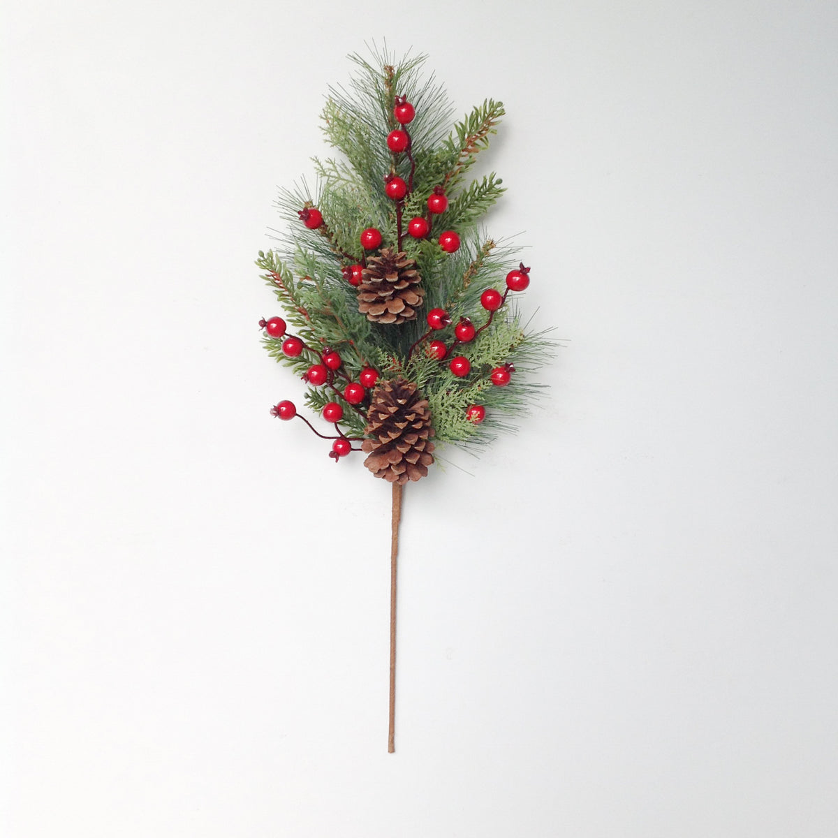 24" MIX PINE BERRY CONES SPRAY