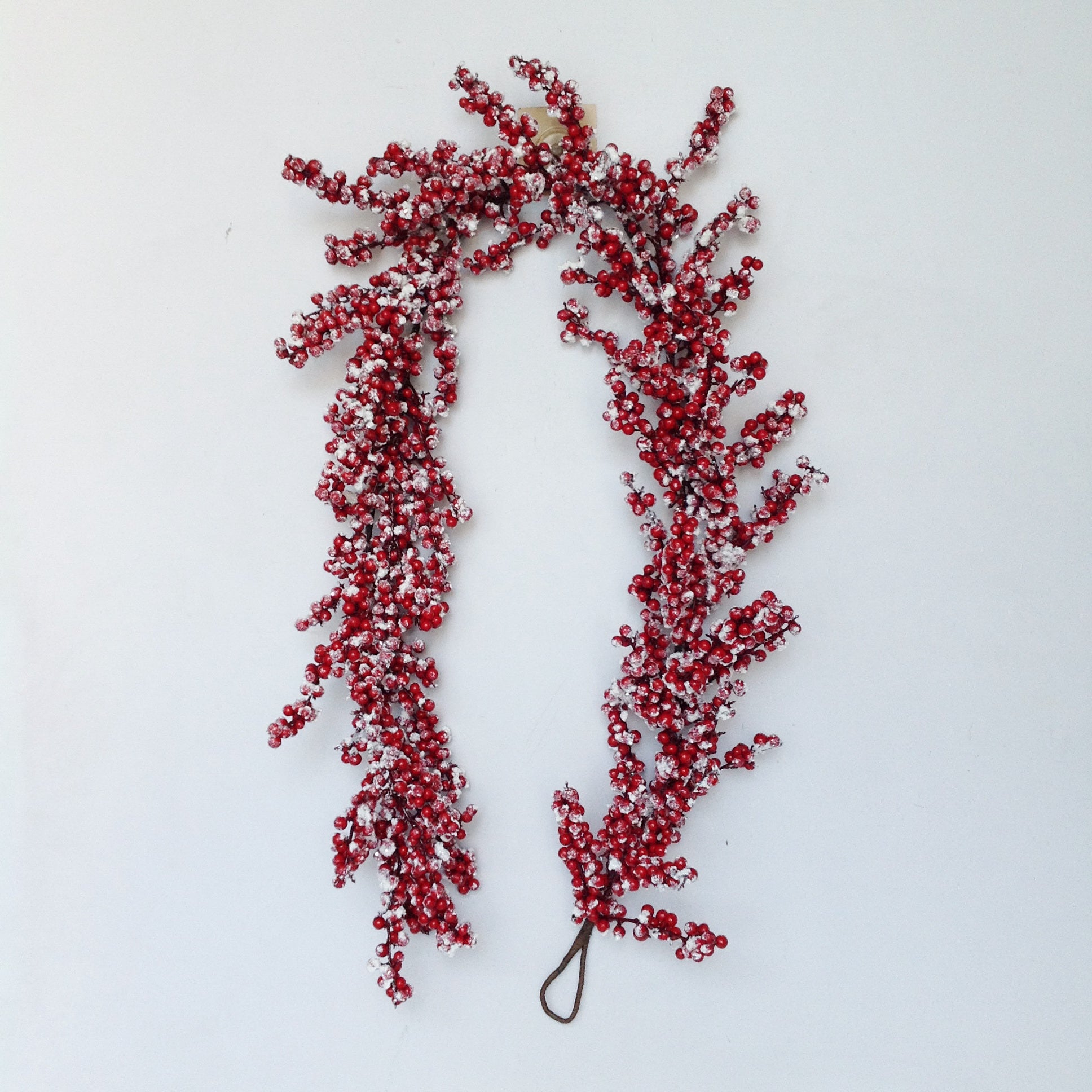 60" SNOW BERRY GARLAND