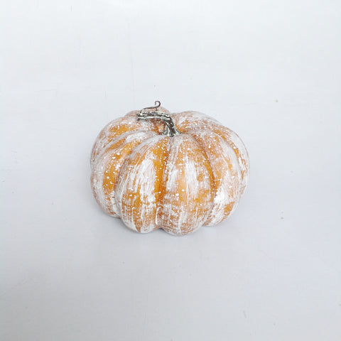 8" WP WEATHERED PUMPKIN W/STEM